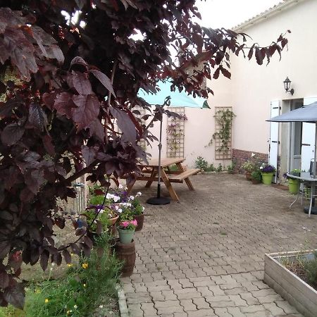 Bed and Breakfast Les Tournesols La Bernardiere Esterno foto